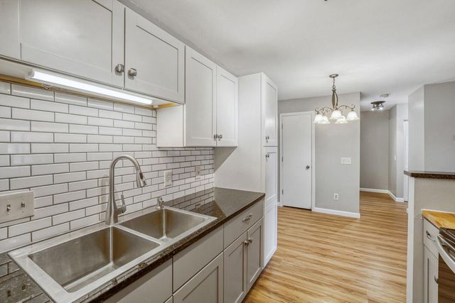 1713 Fulham Street F, Saint Paul, MN 55113