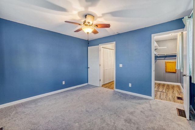 1713 Fulham Street F, Saint Paul, MN 55113