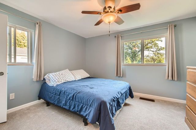 1713 Fulham Street F, Saint Paul, MN 55113