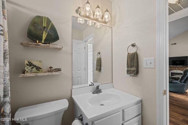 332 Foxhall Road, Newport, NC 28570