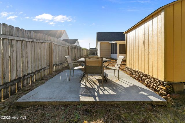 332 Foxhall Road, Newport, NC 28570