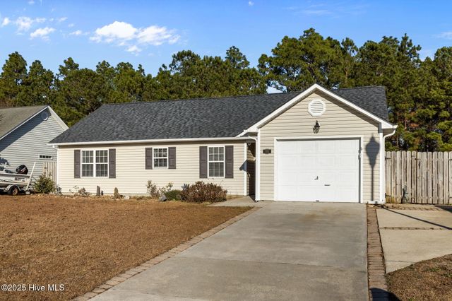 332 Foxhall Road, Newport, NC 28570