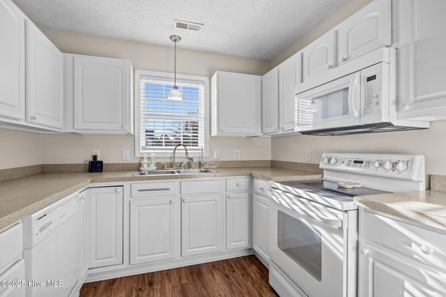 332 Foxhall Road, Newport, NC 28570