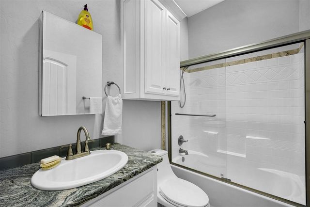 20352 SW Woodlawn Rd, Cache, OK 73527