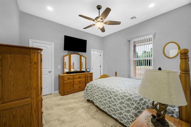 20352 SW Woodlawn Rd, Cache, OK 73527