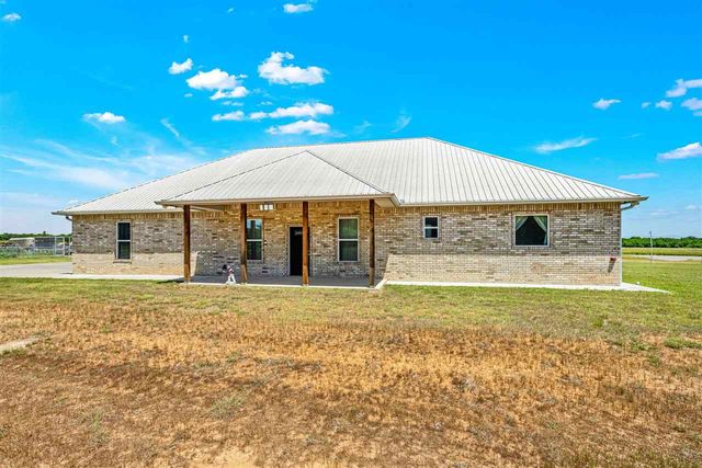 20352 SW Woodlawn Rd, Cache, OK 73527