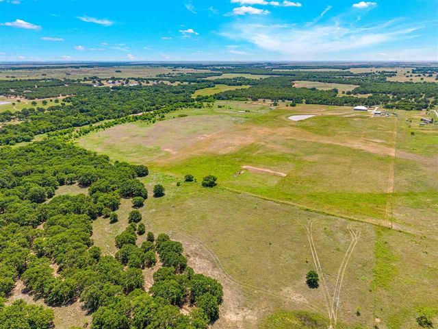 20352 SW Woodlawn Rd, Cache, OK 73527