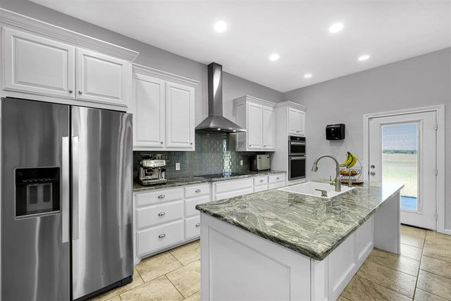 20352 SW Woodlawn Rd, Cache, OK 73527