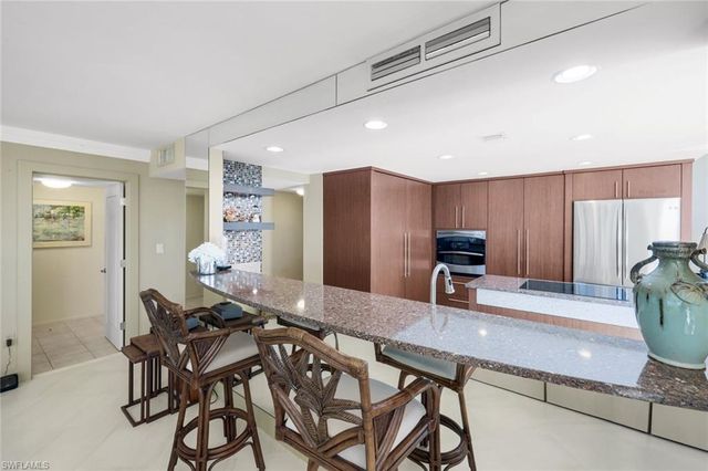 520 Collier BLVD 301, Marco Island, FL 34145