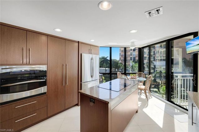 520 Collier BLVD 301, Marco Island, FL 34145