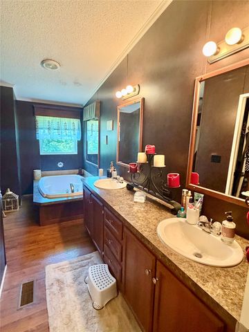 3539 County Road 265, Collinsville, TX 76233