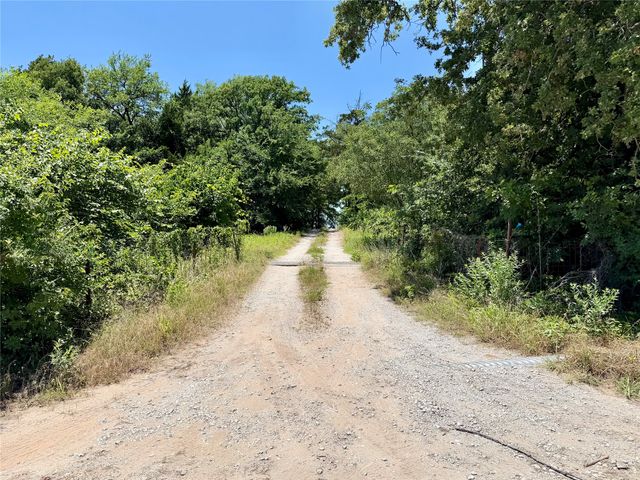 3539 County Road 265, Collinsville, TX 76233