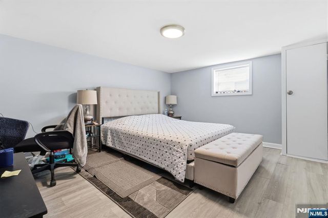 15 Pehle Avenue, Saddle Brook, NJ 07663