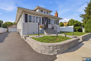 15 Pehle Avenue, Saddle Brook, NJ 07663