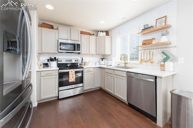 6115 Fiddle Way, Colorado Springs, CO 80925