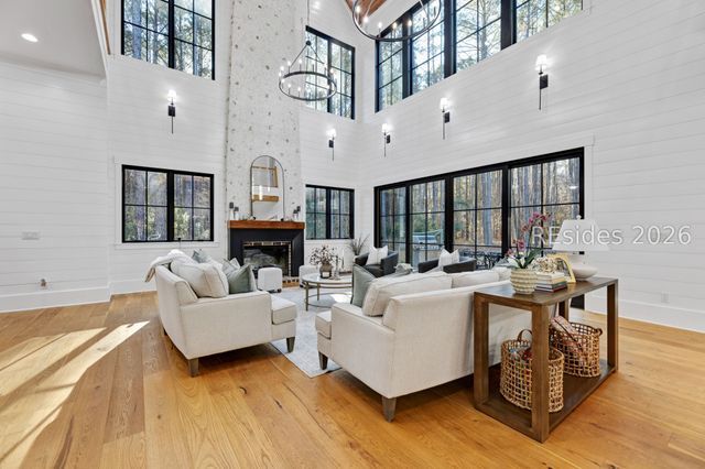 31 Foxchase Ln, Bluffton, SC 29910