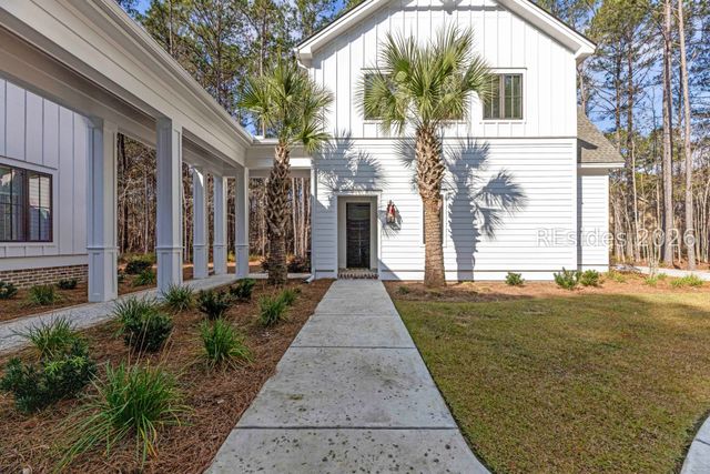 31 Foxchase Ln, Bluffton, SC 29910