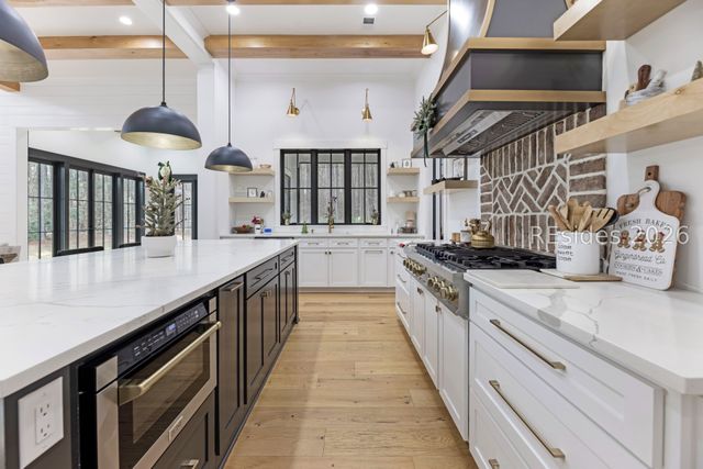 31 Foxchase Ln, Bluffton, SC 29910