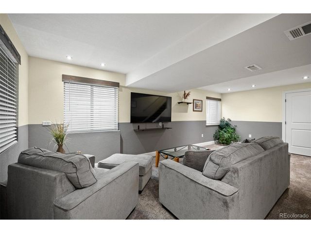 10993 Elizabeth St, Northglenn, CO 80233