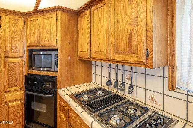 2326 Gloryette Avenue, Simi Valley, CA 93063