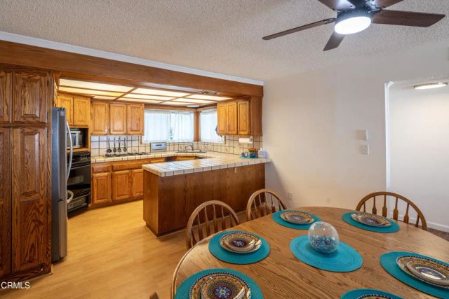 2326 Gloryette Avenue, Simi Valley, CA 93063