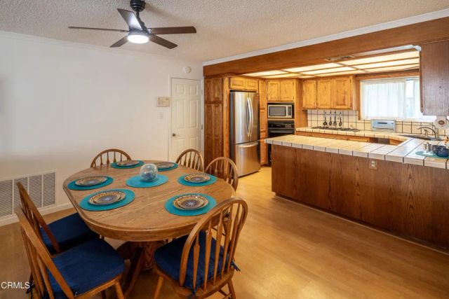 2326 Gloryette Avenue, Simi Valley, CA 93063