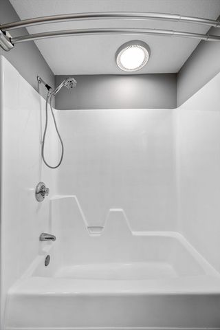 18 Cedarcrest Rd, Wilmington, MA 01887