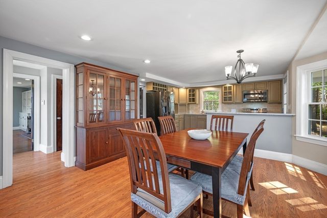 18 Cedarcrest Rd, Wilmington, MA 01887