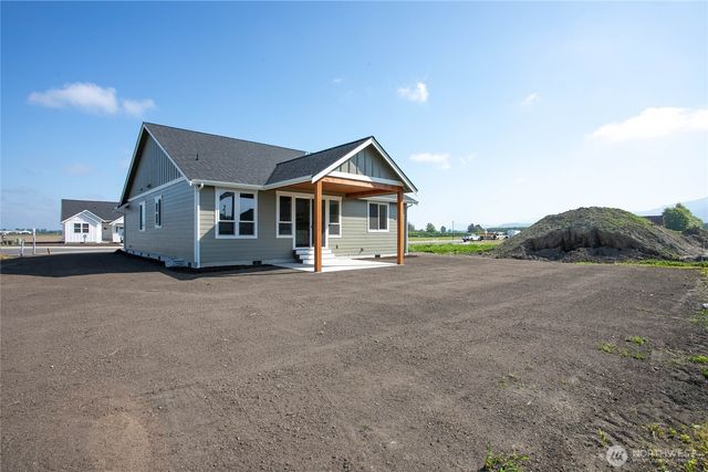 405 W 4th Street, Everson, WA 98247