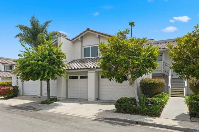 94 Kingston Ct W, Coronado, CA 92118