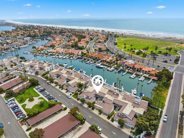 94 Kingston Ct W, Coronado, CA 92118