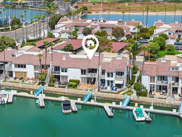 94 Kingston Ct W, Coronado, CA 92118