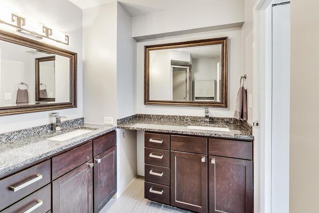 1309 N Wells Street 605, Chicago, IL 60610