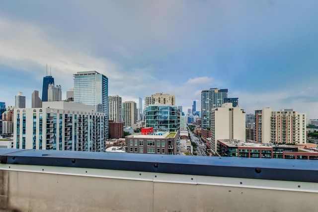 1309 N Wells Street 605, Chicago, IL 60610