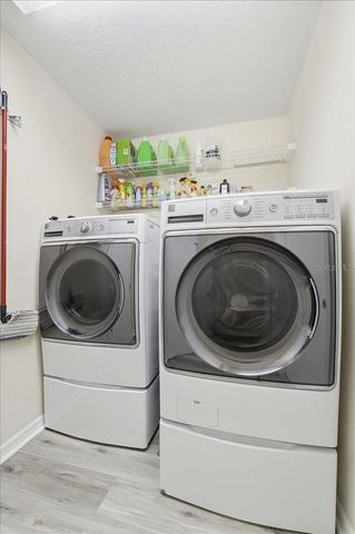 664 EAGLE RUN, Lakeland, FL 33809