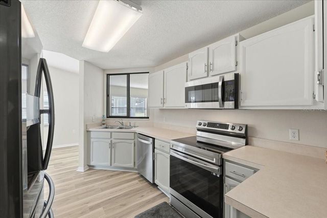 664 EAGLE RUN, Lakeland, FL 33809