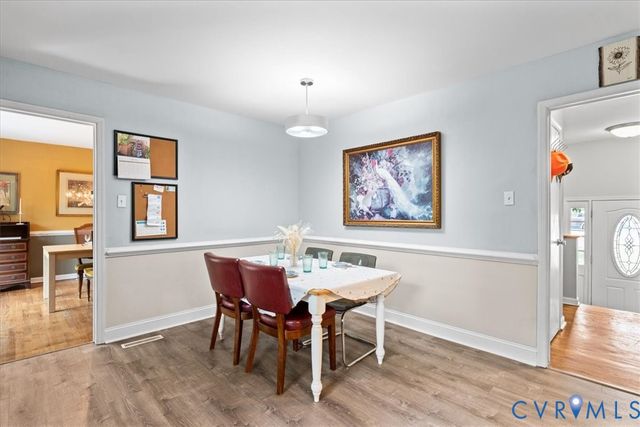 806 Lakewater Dr, Henrico, VA 23229