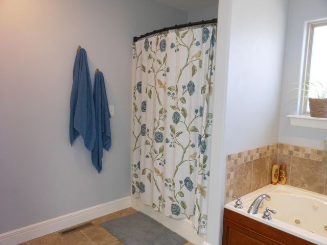 384 Tate Rd, Ridgedale, MO 65739