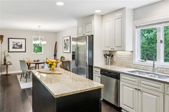 443 Lakeshore NE Drive, Atlanta, GA 30307