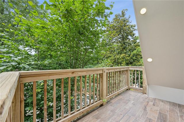 443 Lakeshore NE Drive, Atlanta, GA 30307