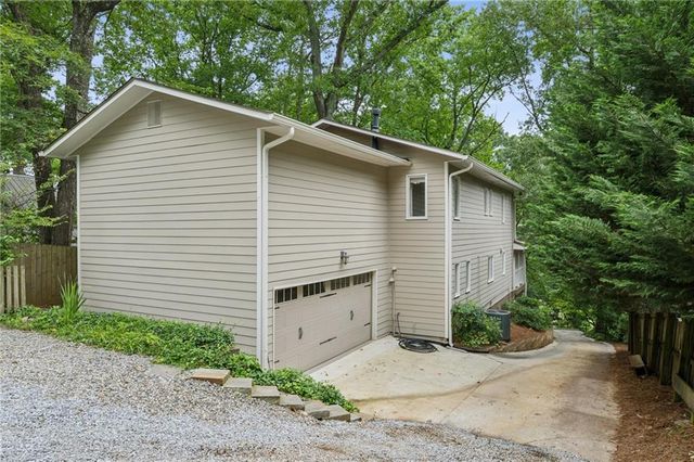 443 Lakeshore NE Drive, Atlanta, GA 30307