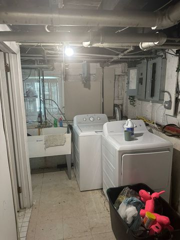 9220 S King Drive, Chicago, IL 60619