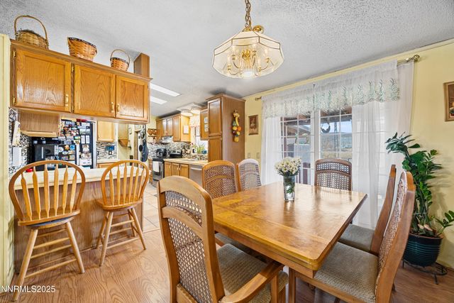 5225 Deodar Street, Silver Springs, NV 89429