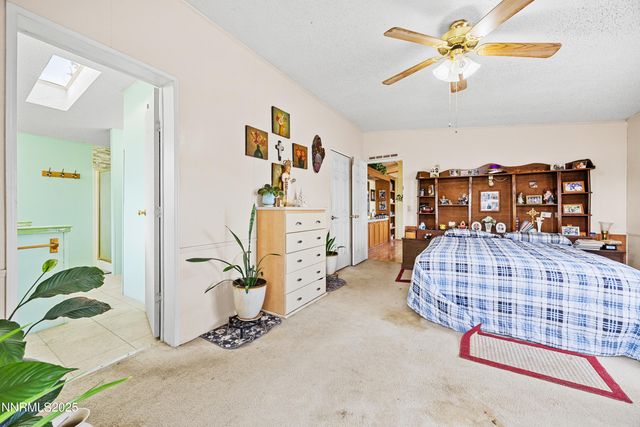 5225 Deodar Street, Silver Springs, NV 89429