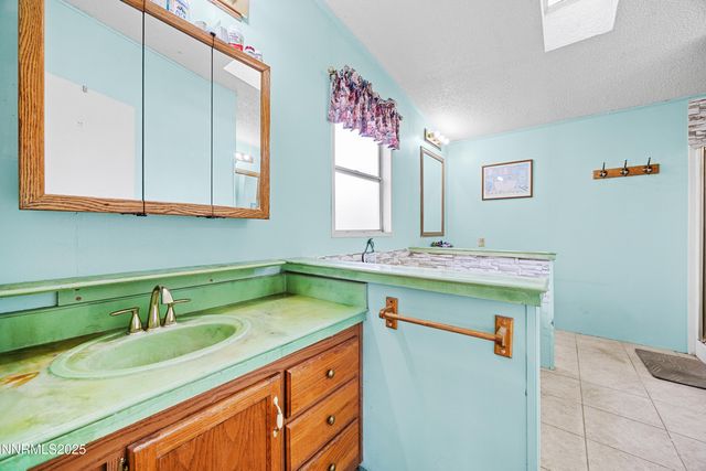 5225 Deodar Street, Silver Springs, NV 89429