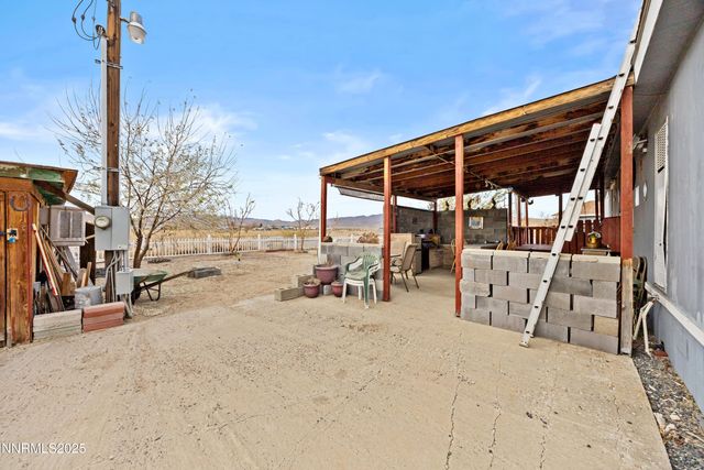 5225 Deodar Street, Silver Springs, NV 89429
