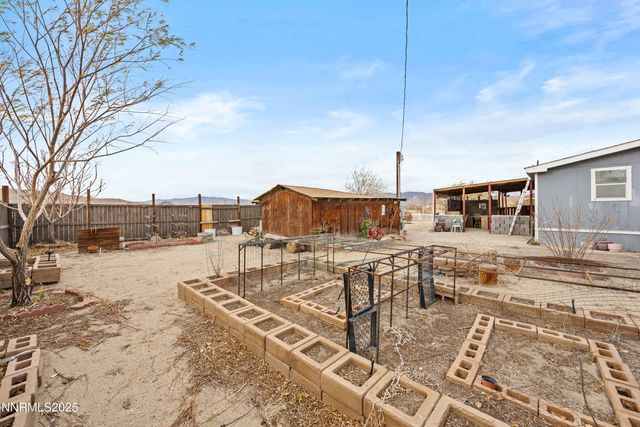 5225 Deodar Street, Silver Springs, NV 89429