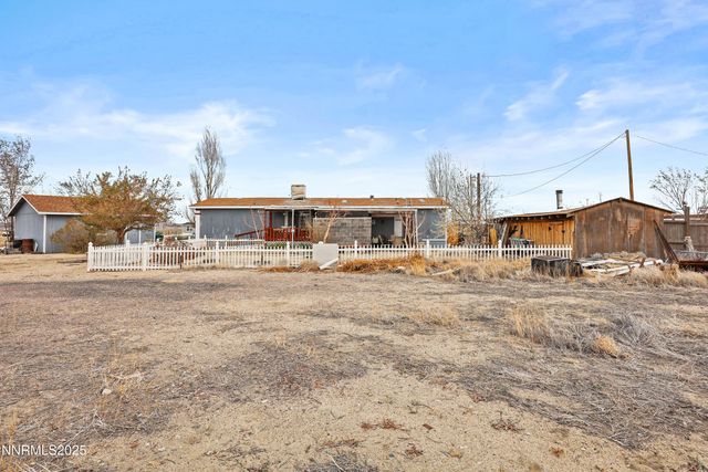 5225 Deodar Street, Silver Springs, NV 89429