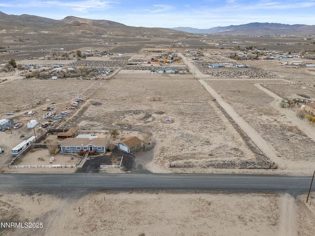 5225 Deodar Street, Silver Springs, NV 89429