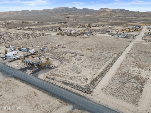5225 Deodar Street, Silver Springs, NV 89429